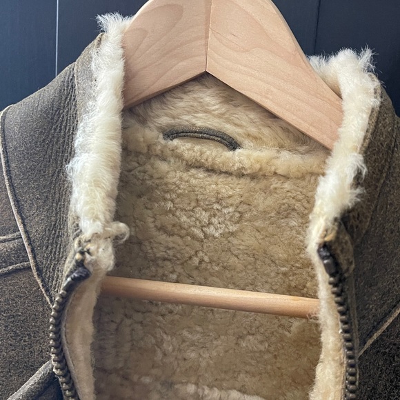 Genuine shearling coat in petite small - Picture 8 of 12